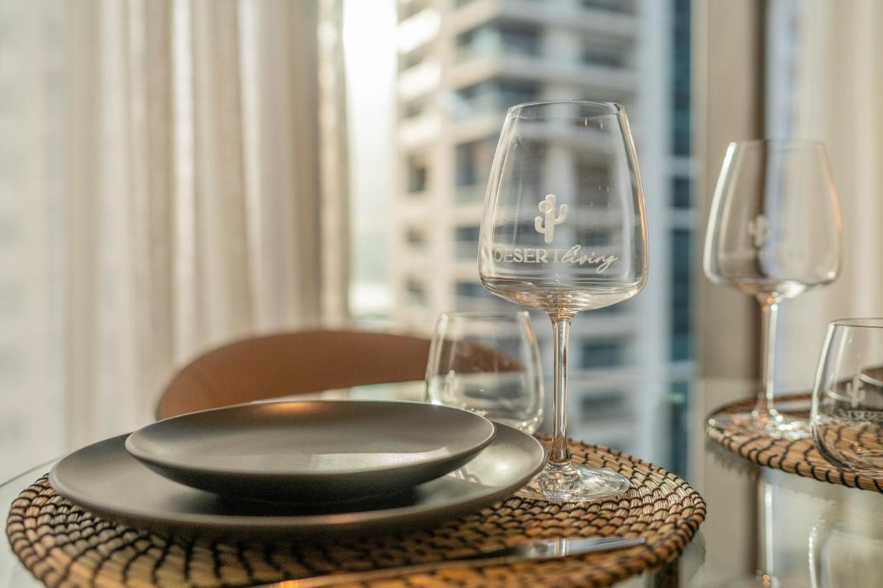 Desert Living Luxury Condo - Jumeirah Living Marina Gate 두바이 외부 사진