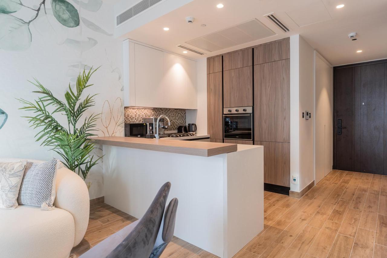 Desert Living Luxury Condo - Jumeirah Living Marina Gate 두바이 외부 사진